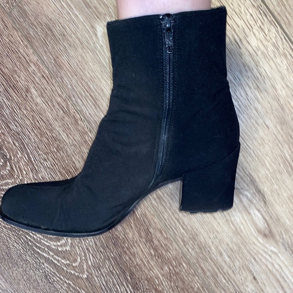 Vintage Prada boots - Picture 2 of 4